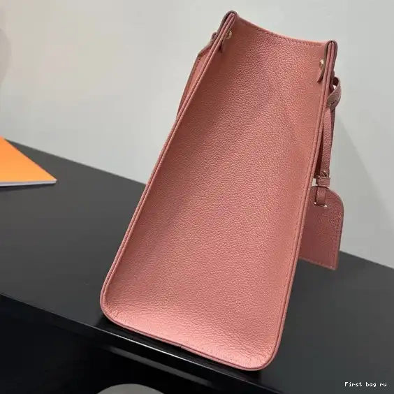 Frstbag ru VUITTON ONTHEGO LOUIS MM 0501
